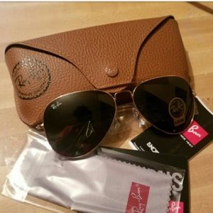 Summer SALE! Ray Ban Aviators Gold black lenses